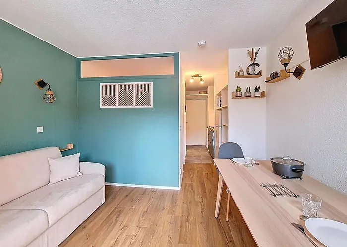 Lumineux Avec Balcon Plein Sud Au Pied Des Pistes - Fr-1-832-10 Апартаменты *